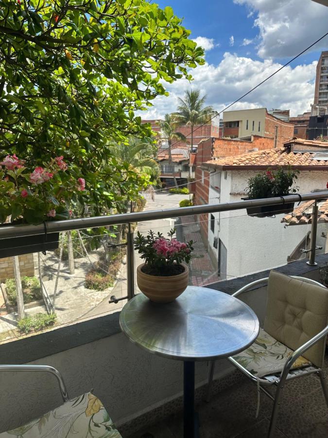 Casa Del Arbol Apto. 301 麦德林 外观 照片